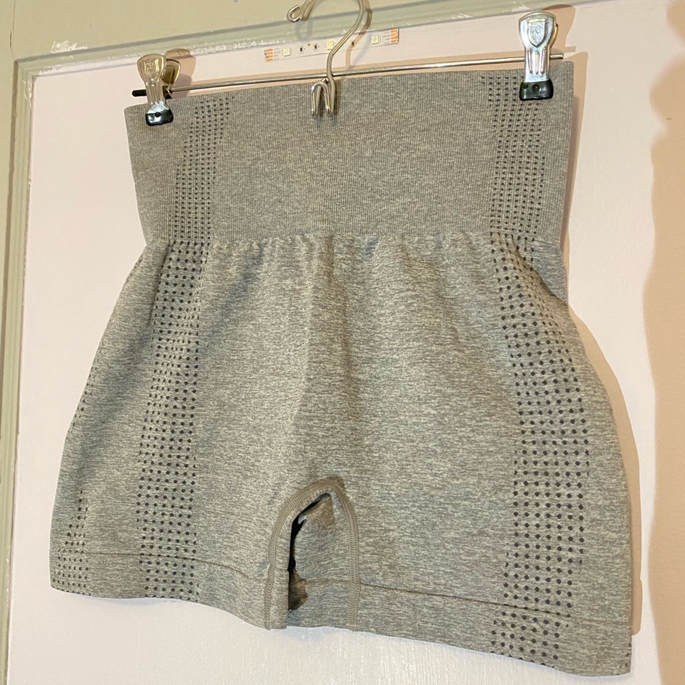seamless workout shorts